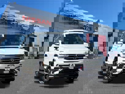 Used 2022 Volkswagen Tiguan SE