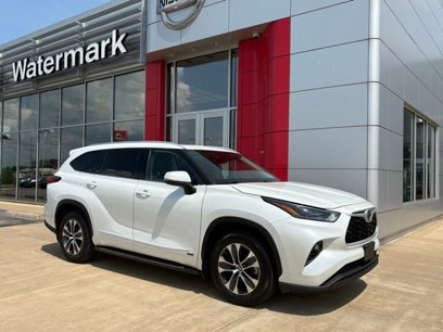 Used 2022 Toyota Highlander XLE