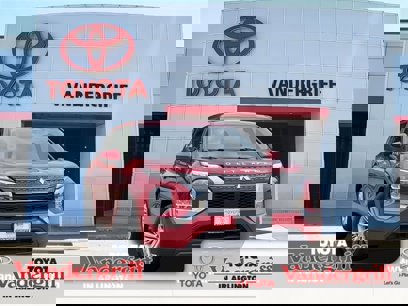 Used 2024 Mitsubishi Outlander ES