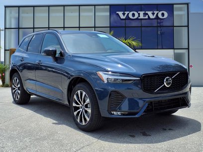 New 2025 Volvo XC60 B5 Core w/ Climate Package