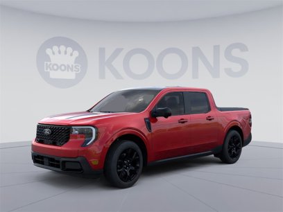 New 2025 Ford Maverick Lariat w/ Black Appearance Package