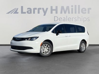 New 2025 Chrysler Voyager LX