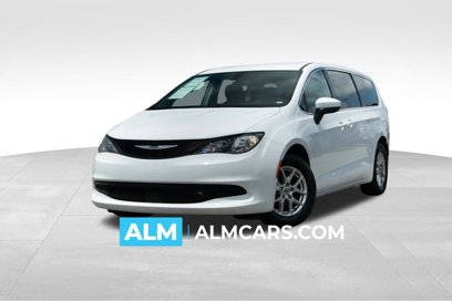 Used 2022 Chrysler Voyager LX