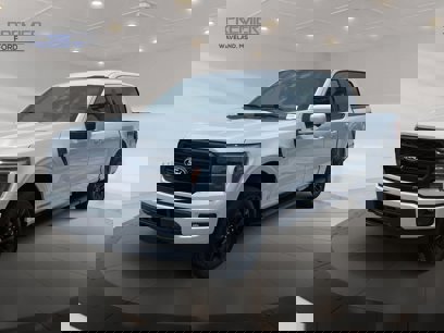 New 2025 Ford F150 Lariat w/ Equipment Group 501A Mid