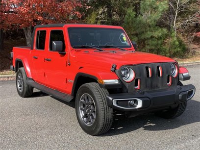 Used 2021 Jeep Gladiator Overland w/ Popular Equipment Package