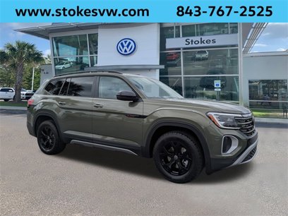 New 2025 Volkswagen Atlas Peak Edition SE