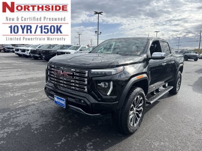 New 2025 GMC Canyon Denali