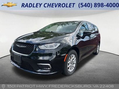 Used 2023 Chrysler Pacifica Touring-L