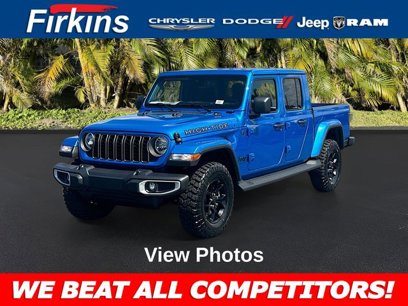 New 2025 Jeep Gladiator Sport