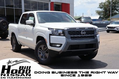 New 2025 Nissan Frontier SV