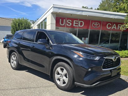 Used 2022 Toyota Highlander LE