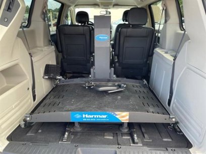 Used 2016 Chrysler Town & Country Touring