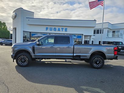 New 2025 Ford F350 Platinum w/ FX4 Off-Road Package