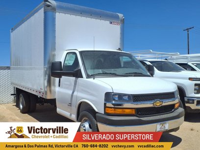 New 2025 Chevrolet Express 4500 w/ Power Convenience Package