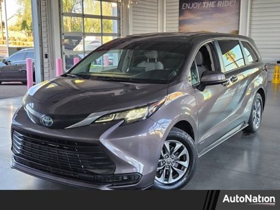 Used 2021 Toyota Sienna LE