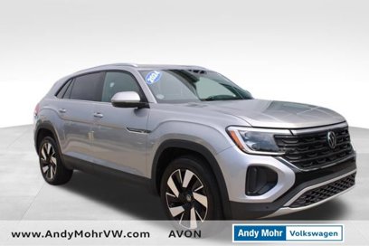 Used 2024 Volkswagen Atlas Cross Sport SE w/ Panoramic Sunroof Package