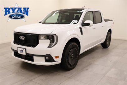 New 2025 Ford Maverick Lobo