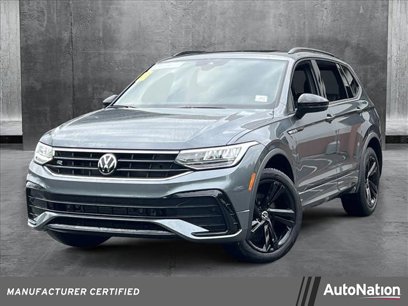 Certified 2024 Volkswagen Tiguan SE R-Line