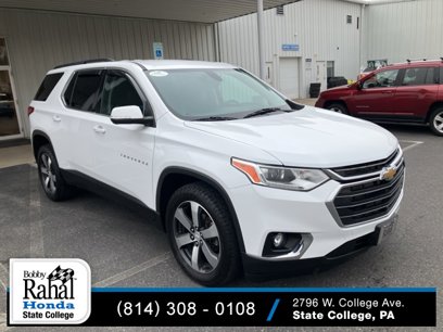Used 2021 Chevrolet Traverse LT w/ LT Premium Package