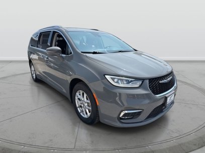 Used 2021 Chrysler Pacifica Touring-L