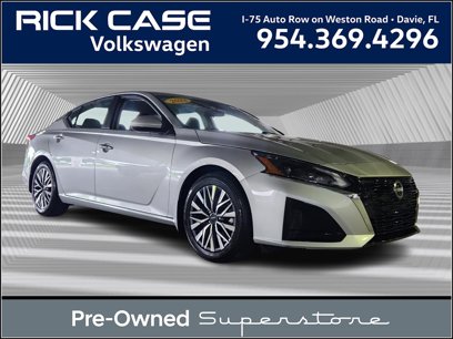 Used 2023 Nissan Altima 2.5 SV