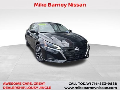 Used 2024 Nissan Altima 2.5 SV