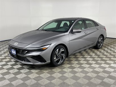 Certified 2024 Hyundai Elantra SEL w/ Convenience Package