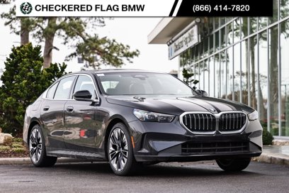 New 2025 BMW 530i w/ Premium Package