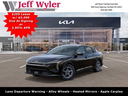 New 2025 Kia K4 LXS