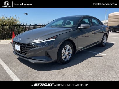Used 2023 Hyundai Elantra SE w/ Cargo Package