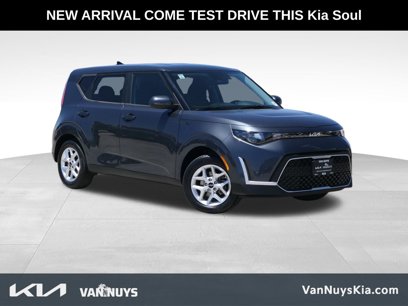 Used 2023 Kia Soul LX w/ LX Technology Package