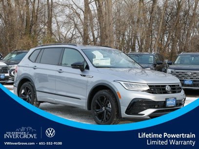 New 2024 Volkswagen Tiguan SE R-Line