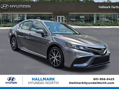 Used 2023 Toyota Camry SE