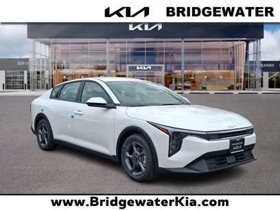 New 2025 Kia K4 LXS