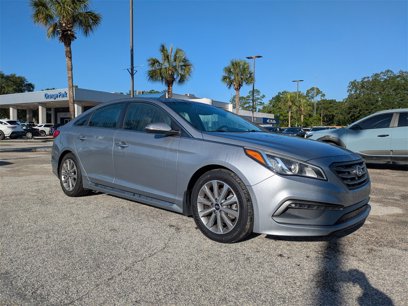 Used 2017 Hyundai Sonata Limited w/ Tech Package 03