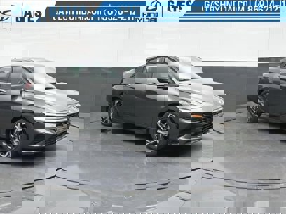 New 2025 Hyundai Elantra Sport