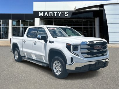 Certified 2025 GMC Sierra 1500 SLE w/ Preferred Package