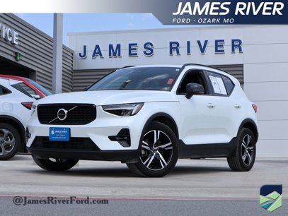 Used 2023 Volvo XC40 B5 Plus