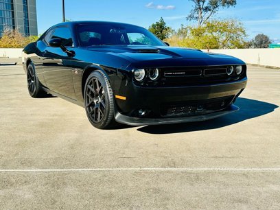 Used 2016 Dodge Challenger R/T Scat Pack w/ Technology Group