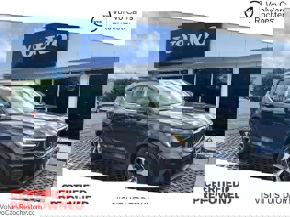 Certified 2025 Volvo XC40 B5 Core w/ Protection Package Premier