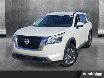 Used 2024 Nissan Pathfinder SV