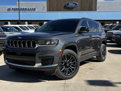 Used 2022 Jeep Grand Cherokee L Laredo w/ Luxury Tech Group I