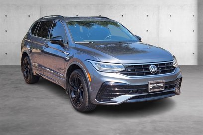 Used 2024 Volkswagen Tiguan SE R-Line
