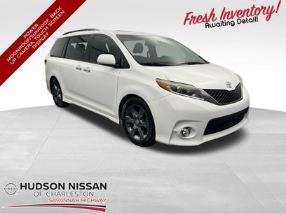Used 2015 Toyota Sienna SE