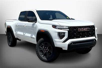 New 2025 GMC Canyon Elevation w/ Convenience Package