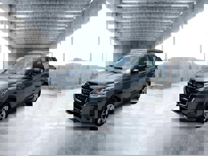 New 2025 Nissan Kicks Play S