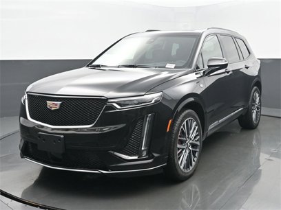 New 2025 Cadillac XT6 Sport w/ Technology Package