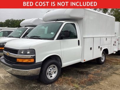 New 2025 Chevrolet Express 3500 w/ Power Convenience Package