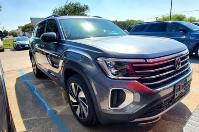 Used 2025 Volkswagen Atlas SE