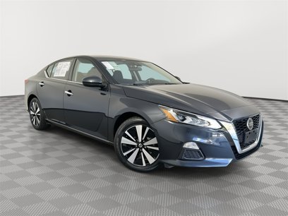 Used 2022 Nissan Altima 2.5 SV